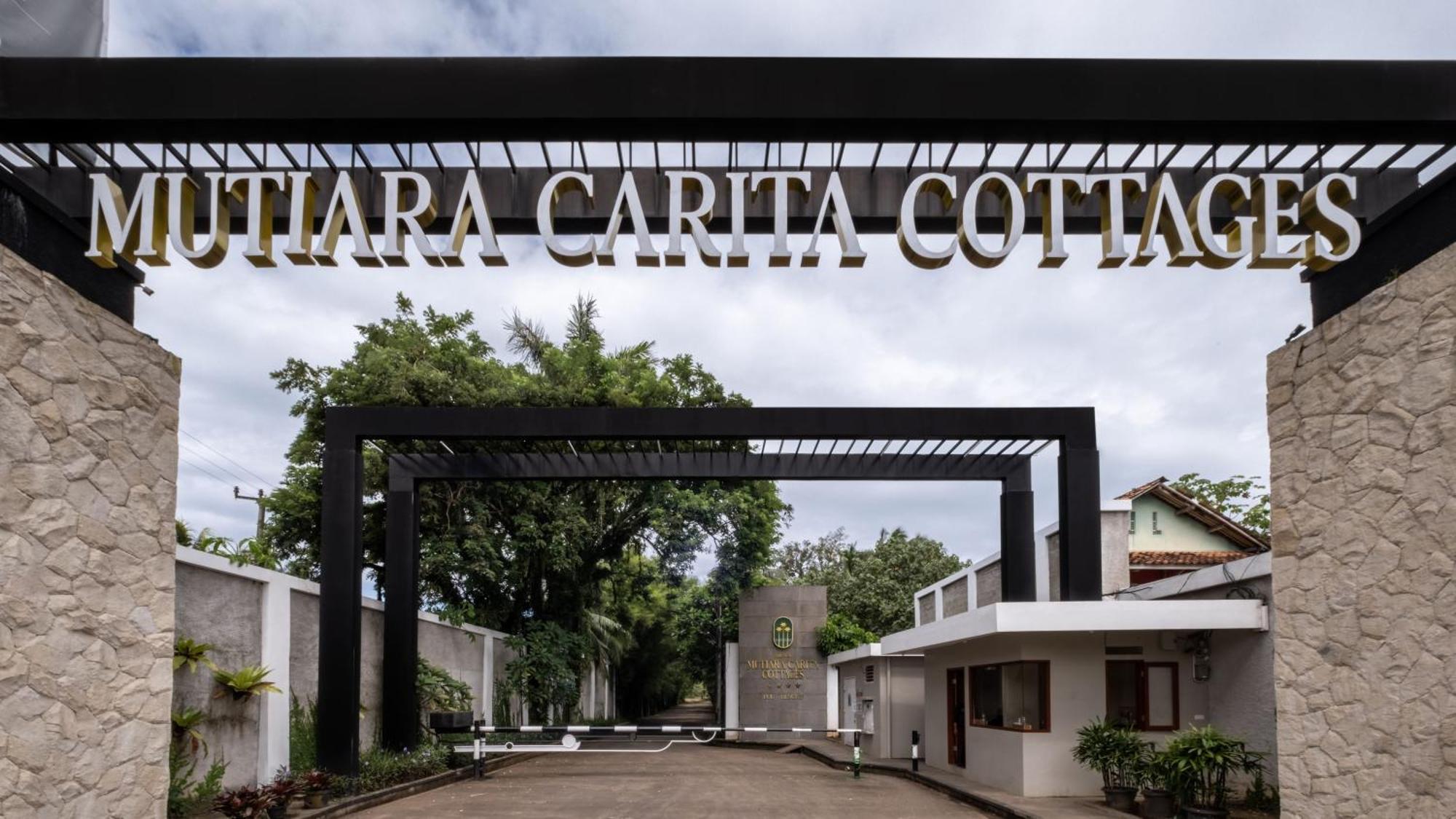 Mutiara Carita Cottages Exterior foto