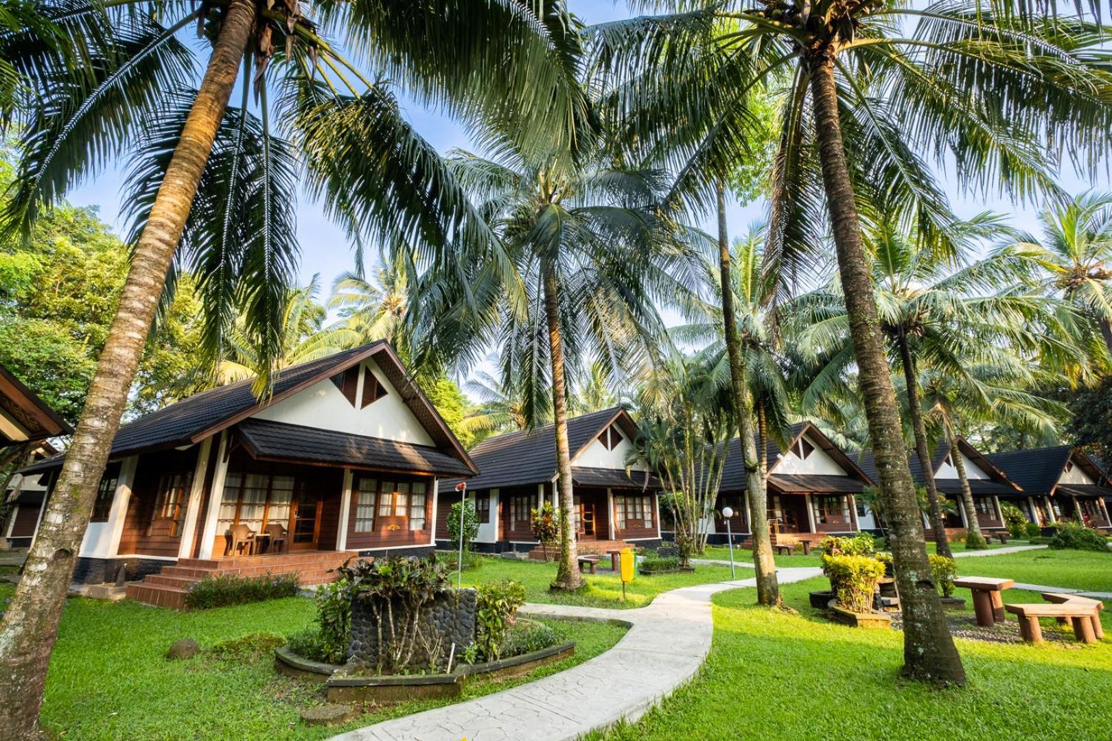 Mutiara Carita Cottages Exterior foto