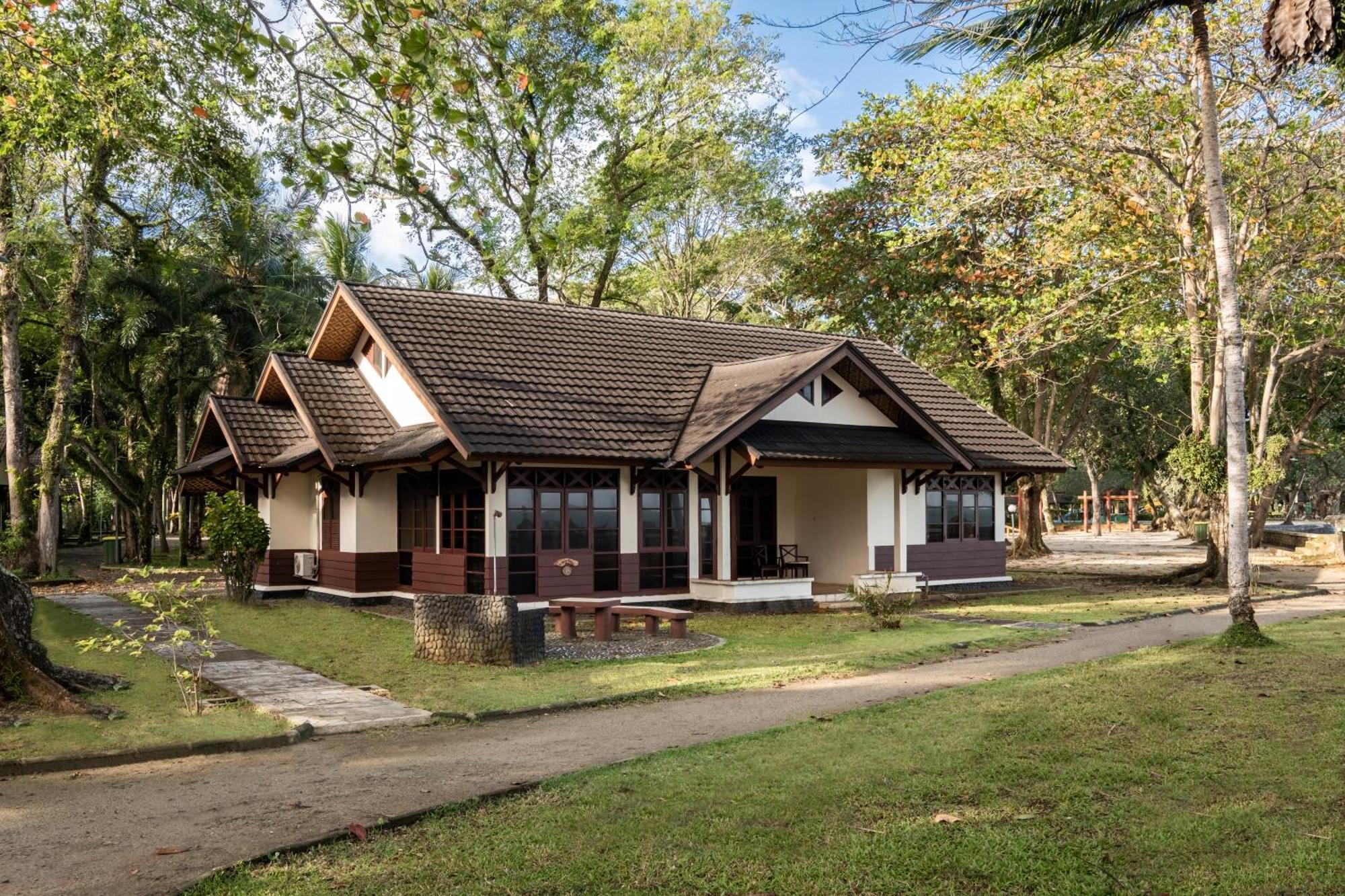 Mutiara Carita Cottages Zimmer foto