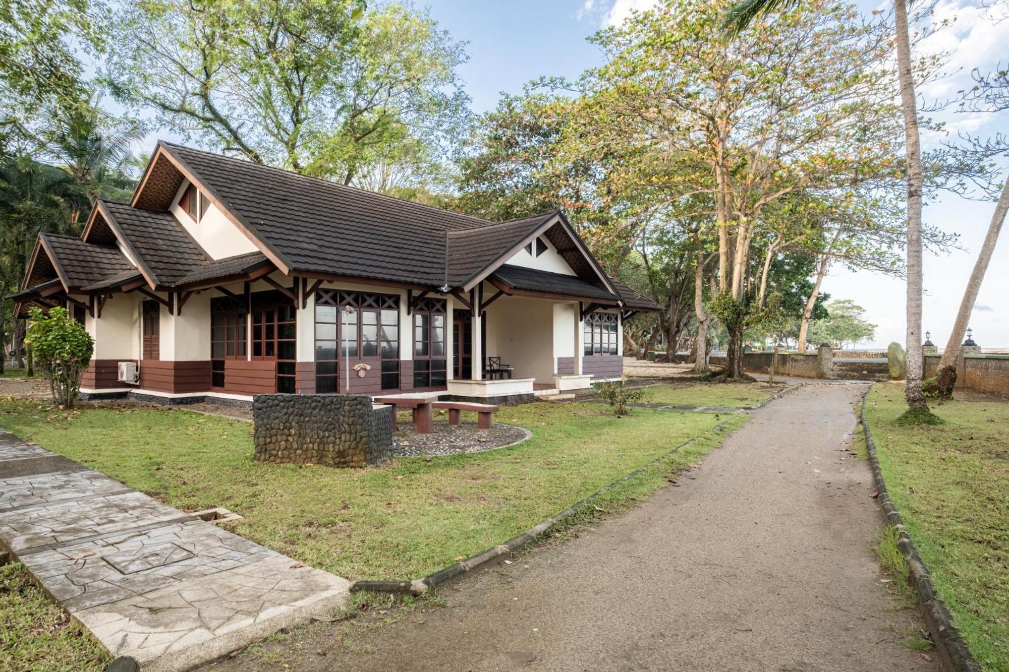 Mutiara Carita Cottages Zimmer foto